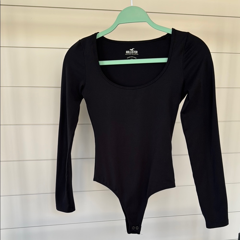 Hollister Women’s Black Long Sleeve Bodysuit Size XS